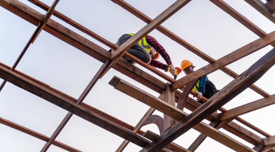 Professional gutter cleaning services in American Canyon, CA